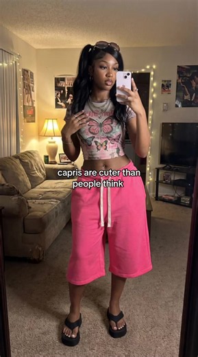 Soft yet Bold Pink Baggy Sweatshorts Style