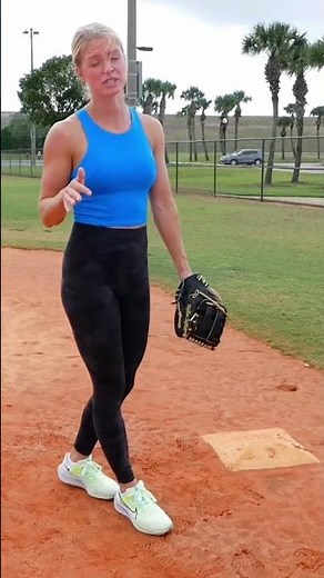 How to set up at 1st base for a bunt: for 2nd baseman