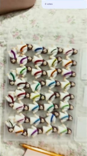 Come make a free mini a Jesus figures basket for school!