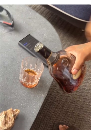 Day two same way! Quick link up with Amar Sound! Some drinks, some food, good vibes before the show… #soundsystem #storytime #coderedsound #trending #fyp