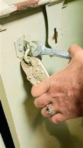 How to Break a Locker Safely | Emergency & Authorized Method | Viral Video