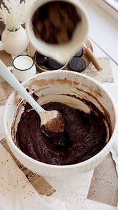 25K views · 303 reactions | These Oreo Brownies feature a Cookies and Cream brownie filling, that’s baked in between two layers of rich chocolate brownies made with ground Oreos in the batter. This dessert is a dream for all chocolate and Oreo lovers! 癩 Check out this amazing recipe here: https://www.piesandtacos.com/oreo-brownies/ | Pies and Tacos | Facebook