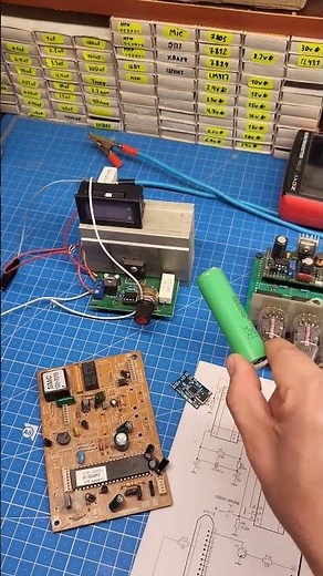 Unusual capacitance meter from a tube clock? How to make it?