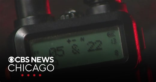 Chicago police officer accused of taking bribes for use of encrypted radio