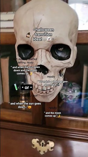 didn't end up going trick or treating 😢😭😬😩💔 #horror #real #greenscreen #ghost #spatialos#screenberry