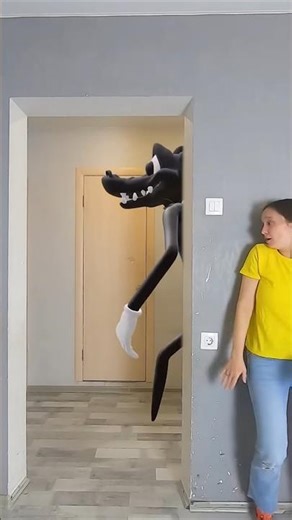 Chainsaw man, Granny and SCP 098 in real life #shorts #comedy #viral #yt