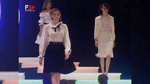 1. Vintage in Pills CHANEL Spring 2001 Paris - Fashion Channel