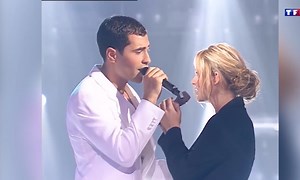 Star Academy 4 - Elodie Frégé et Sofiane chantent "Viens jusqu'à moi"