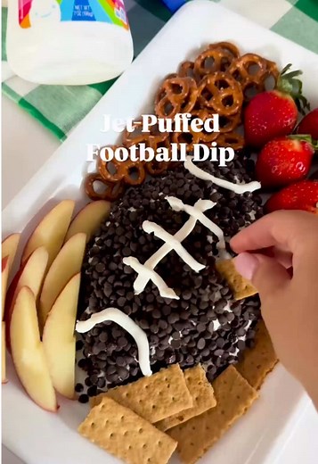 Delicious Jet-Puffed Football Dip Recipe for Game Day