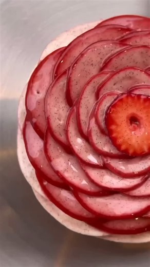 french pastry chef on Instagram: "Pavlova marbré  By chef : @cedricgrolet @pastryclass #hamidotaibi #cedricgrolet #explore"