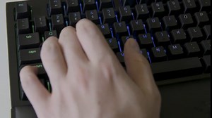 Razer BlackWidow TE Chroma v2 TKL Tenkeyless Mechanical Gaming Keyboard: Orange Key Switches, Tactile & Silent, Chroma RGB Lighting, Magnetic Wrist Rest, Programmable Macros, Classic Black