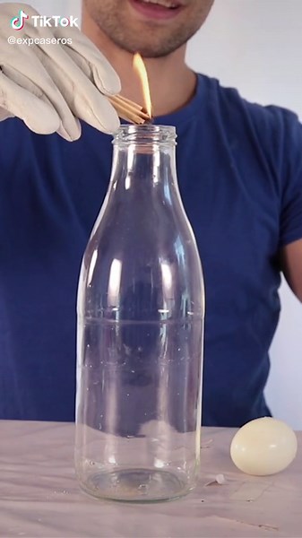Cómo meter tus huevos en una botella #experimentos #expcaseros #experimento #experimentoscaseros #huevo