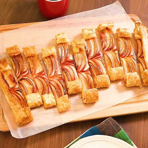 包まないから簡単♪ りんごのオープンアップルパイのレシピ動画・作り方 | デリッシュキッチン