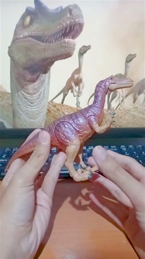 Predators of Disney Dinosaur 2000 Mattel Review - Velociraptor 1