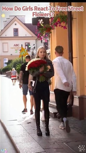 Free flower surprise on street#SpreadLove#Humanity
