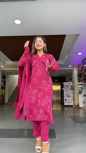 Explore Vibrant South Asian Fashion in Pink Salwar Kameez