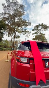 One lucky Kianda School parent will soon be driving away in our sleek Range Rover Evoque! 🖤✨ Join us for an unforgettable day of fun, community, and the chance to win BIG! ⛳️🏌️‍♀️ Kianda School Sports Complex Golf Tournament 2025 🏌️‍♂️🚗 31st October 2025 | Vetlab Sports Club Tag your fellow parents and golf enthusiasts. Come for the sport, stay for the luxury… you might just leave with the keys! 🔑 | CAR SOKO