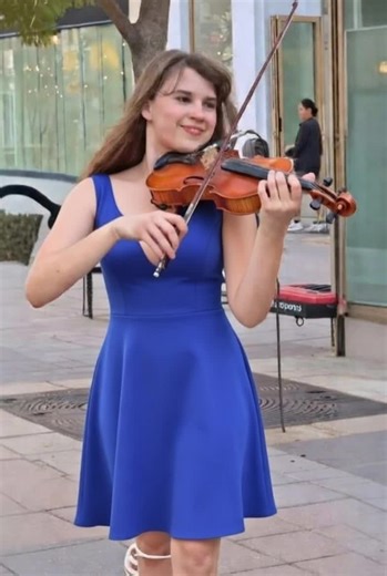 We very #karolinaprosenkoviolin #karolina