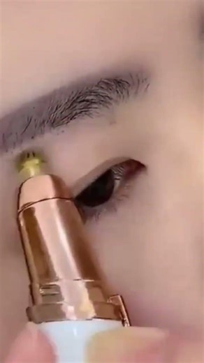 !Stop Threading Your Eyebrows! Try This Viral Beauty Tool 😍 #Shorts