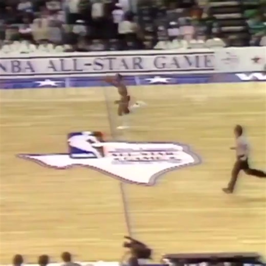 When Isiah Thomas put up 30 PTS & 10 AST in the 1986 NBA All-Star Game 🔥 He was named the All-Star Game MVP for a second time. | Woodward Sports