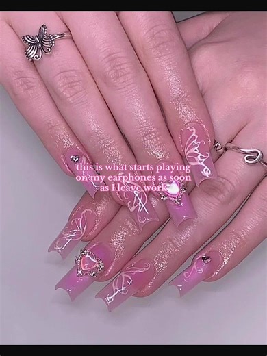 pinkglittergloss on TikTok