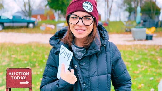 DON'T DO THIS AT A LIVE AUCTION... - Part Time Picker | Part Time Pickers