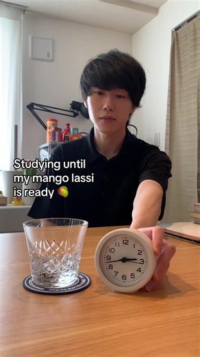 Studying until my mango lassi is ready 🥭 #studytok #timelapse #fyp #studying #勉強