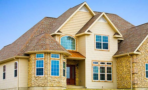 What is Considered a Steep Roof Pitch (Explained)