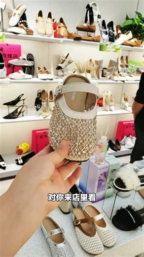 ALAN'SMOLOKO安与沫焕新季福利！新品专区通用30元代金券，特价除外，赶紧来抢！#鞋靴清洁液 #代金券 #安与沫 #秀山店 #新品专区