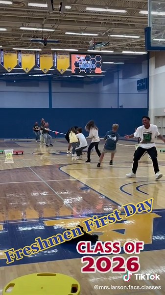 Freshmen First Day! #facs #fcs #facsteacher #teacher #freshmen #firstday #firstdayofschool #backtoschool #pepfest #peprally #tugofwar #teachers #highschool