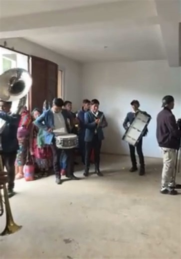 Mi Última Caravana: Un Viaje Musical Inolvidable