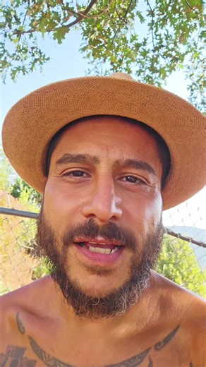 The Clapper app was created by Edison Chen, a Chinese‑American entrepreneur based in Dallas, Texas. He founded the platform in July 2020 under Clapper Media Group, aiming to offer a short‑form video and livestreaming app tailored for adults, especially those over 17, unlike TikTok, which skews younger. Thank you to @LukaSpeaks for the recommendation! I'm not sponsored by clapper and not telling anyone to join. This is for entertainment and educational purposes only. My name on Clapper is JonMaCl