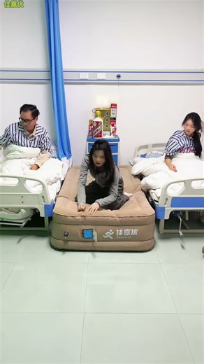 Automatic inflatable bed, automatically inflates and deflates, the RT 179 mart voice model frees