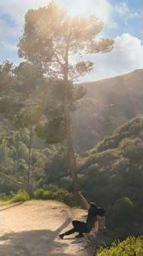 How I made an “almost falling off a cliff” VFX shot 🧗‍♂️