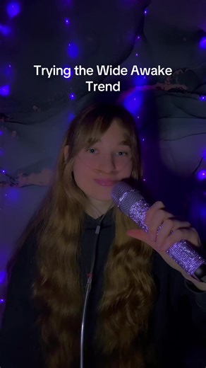Der Vibe von Wide Awake: Sing- und Harmonisierungstrend