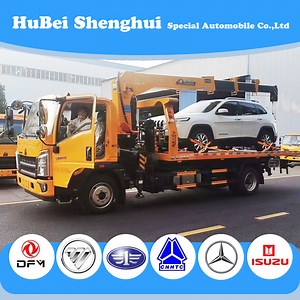 [Hot Item] Sinotruk HOWO Winch 5.6m Platform Roll Back Wheel Lift 4 Ton 5 Ton Flatbed Crane Wrecker Tow Truck Price