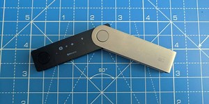 Ledger Nano X Review (2021): An Expensive Step In The Right Direction - Decrypt