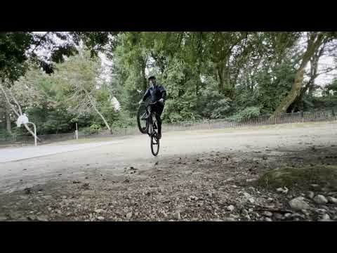 Bike trials practice: First pedal kicks