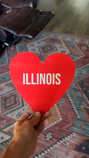 50 Dates 50 States on Instagram: "Taking or breaking my Illinois dates heart ❤️"