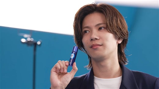 待っていや待たないでこんなのテレビで流れたら日本中が失神する湿疹薬なだけに。#神宮寺勇太#ついに登場ムヒベタV液#ムヒから湿疹薬