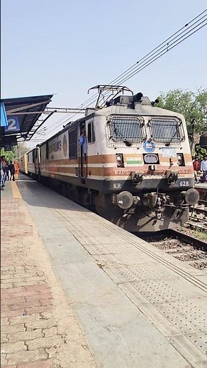 Train short video Train Moments at the Railway Station | Railfanning Shorts 🚂 #Railway #TrainLovers