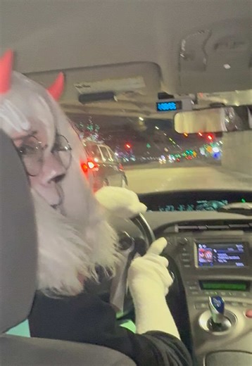 Watch your mouth Kris!!!! 🤬🤬🤬 #cosplay #deltarune #ralsei #krisdreemurr #driving