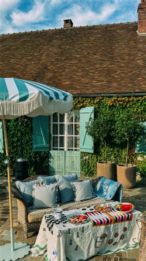 Elevate Your Patio with British Made Parasols