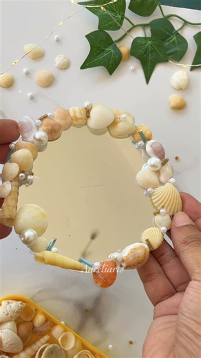 Recycle Idea✨ Sea-Shell Mirror Decoration✨ . . #seashells #cutecraft #springcrafts #recycling #bestoutofwaste | Aureliarts