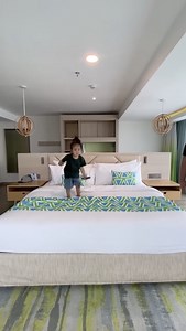 20K views · 154 reactions | Staycation at Lime Resort Manila hotel room tour 朗 Ang shala naman dito for as low as 3,000+ makakapag-stay ka na dito! Save money on your next trip! Use code WETHETZNKLOOK to get exclusive discounts whn you booked on Klook! #staycation #manilastaycation #wheninmanila #LimeResortManila | We The TZN | Facebook