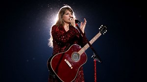 Here's Taylor Swift's Complete Setlist for the Opening Night of Her Eras Tour