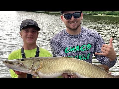 CATCHING MUSKY AT CHAOS TACKLE TOUR