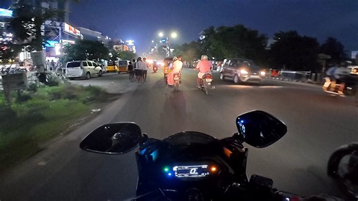 2026 Bajaj Pulsar 220F Launched 🔥 Price, Mileage, Features & Full Details The 2026 Bajaj Pulsar 220F has been officially launched in India, bringing back the legendary fully-faired sports bike that ruled Indian roads for years. The new Pulsar 220F 2026 model continues with its powerful 220cc DTS-i engine, sporty design, comfortable riding posture, and reliable performance. This bike is ideal for riders looking for a 220cc sports bike in India with good mileage, strong mid-range power, and touri