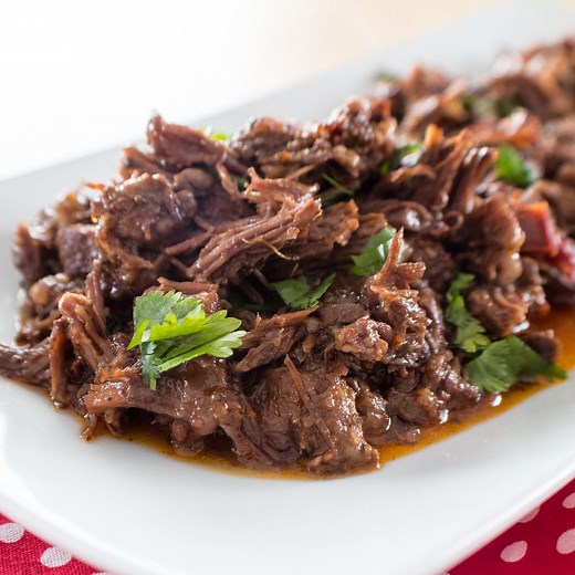Instant Pot Chipotle Barbacoa Beef Cheeks @ Bake It With Love