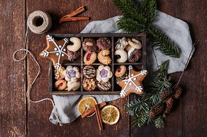 Christmas Cookie Boxes: Your Step-By-Step Guide to Baking Holiday Gifts With Love | LoveToKnow